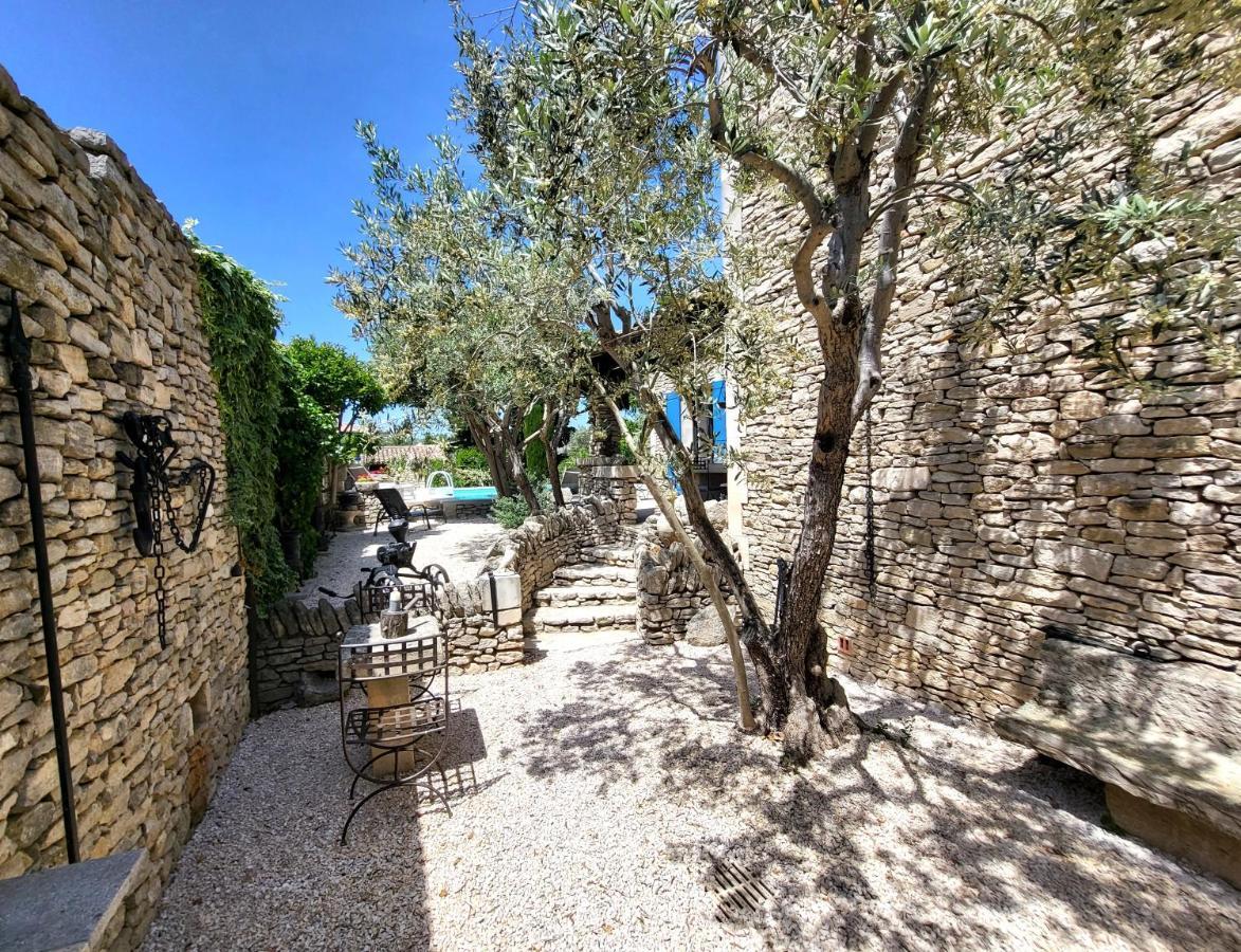 La Massette du Cheval Blanc Villa de caractère en pierre sèche LʼIsle-sur-la-Sorgue Extérieur photo