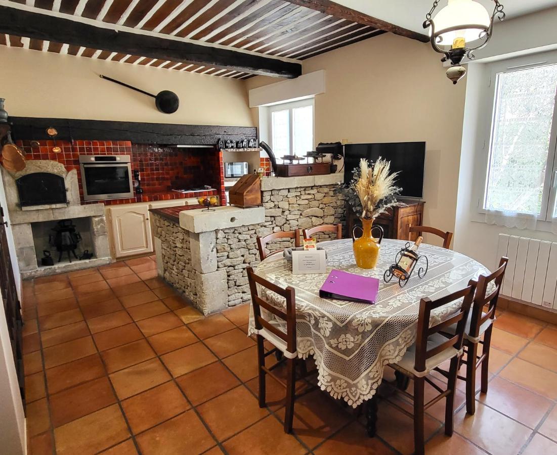 La Massette du Cheval Blanc Villa de caractère en pierre sèche LʼIsle-sur-la-Sorgue Extérieur photo