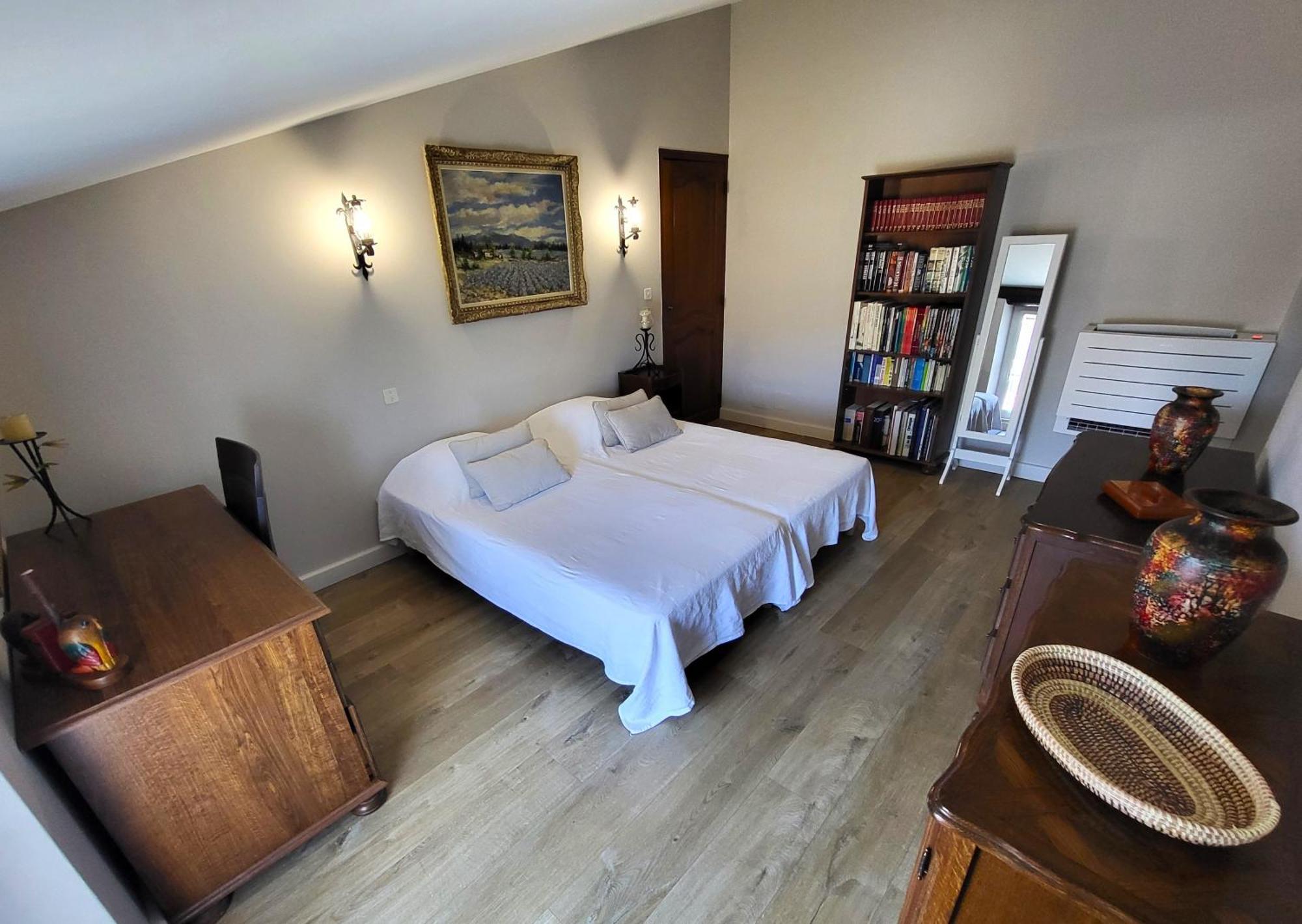 La Massette du Cheval Blanc Villa de caractère en pierre sèche LʼIsle-sur-la-Sorgue Extérieur photo